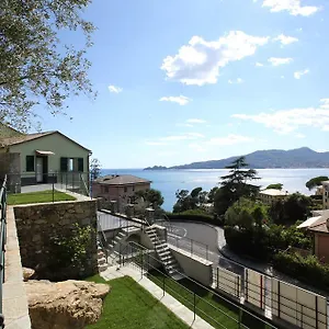 https://house-vascello.hotelitalianriviera.com