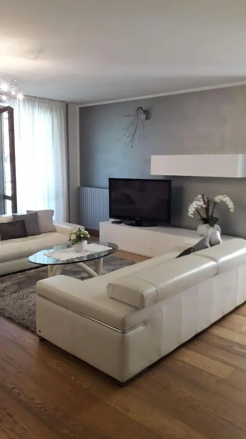 Franciacorta Suite Corte Franca 0*,  Italy
